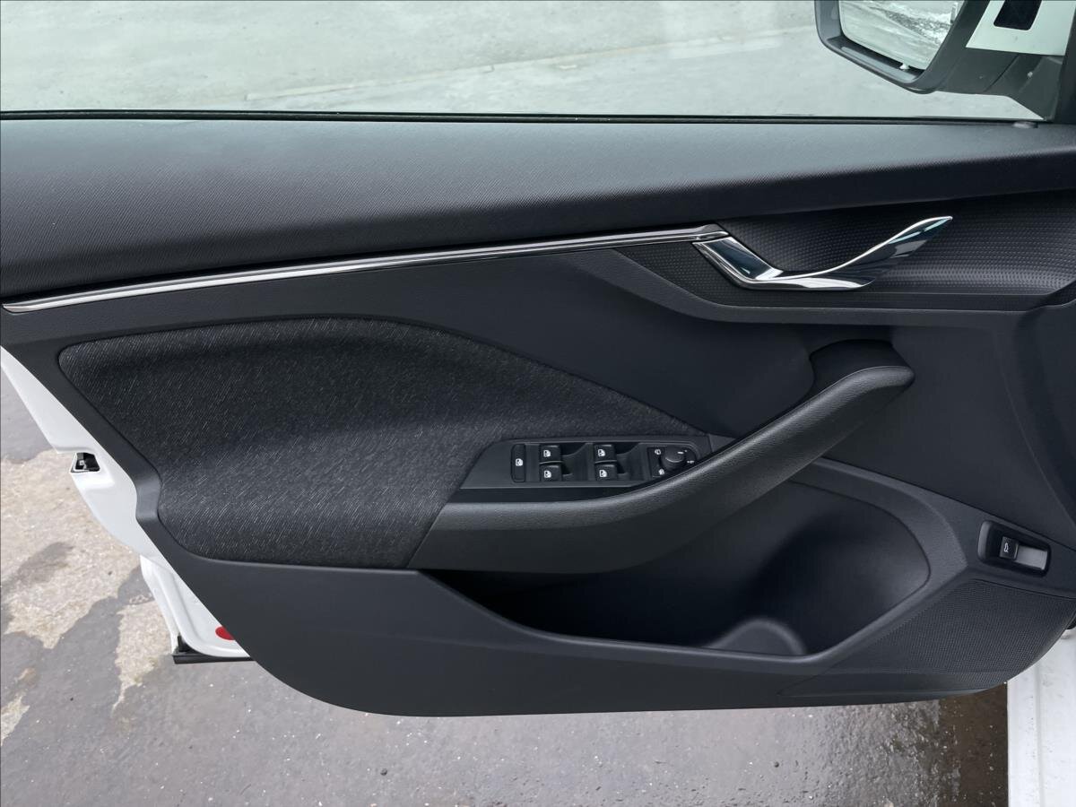 Škoda Scala Hatchback 999,0 81 kw