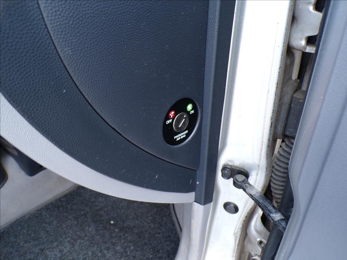 KIA Picanto Kombi 1,1 l 48 kw