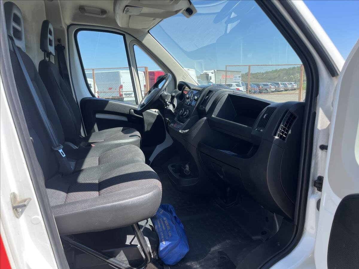 Peugeot Boxer Skříň 2,2 l 103 kw