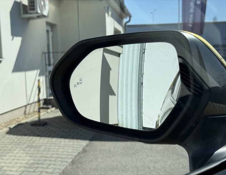 Toyota Yaris Cross SUV / Terénní 1,5 l 68 kw