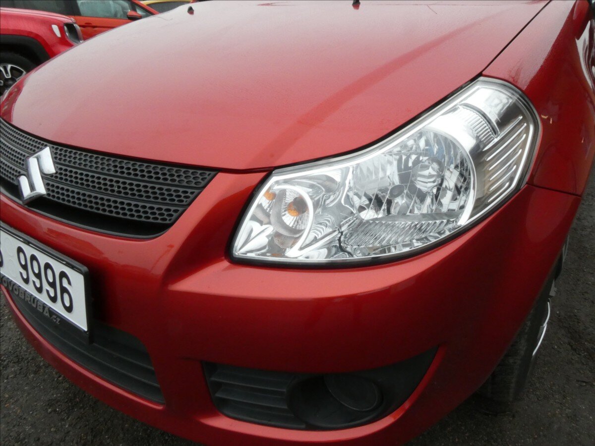 Suzuki SX4