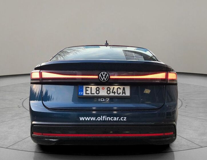 Volkswagen ID.7 4