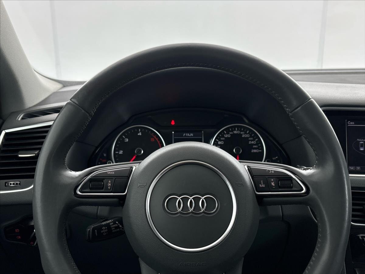 Audi Q5 SUV / Terénní 2,0 l 130 kw