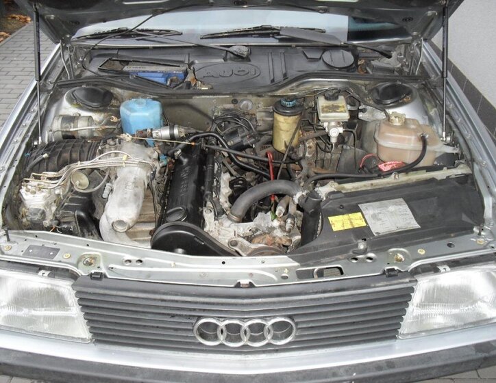 Audi 100 Sedan / Limuzína 2,3 l 100 kw