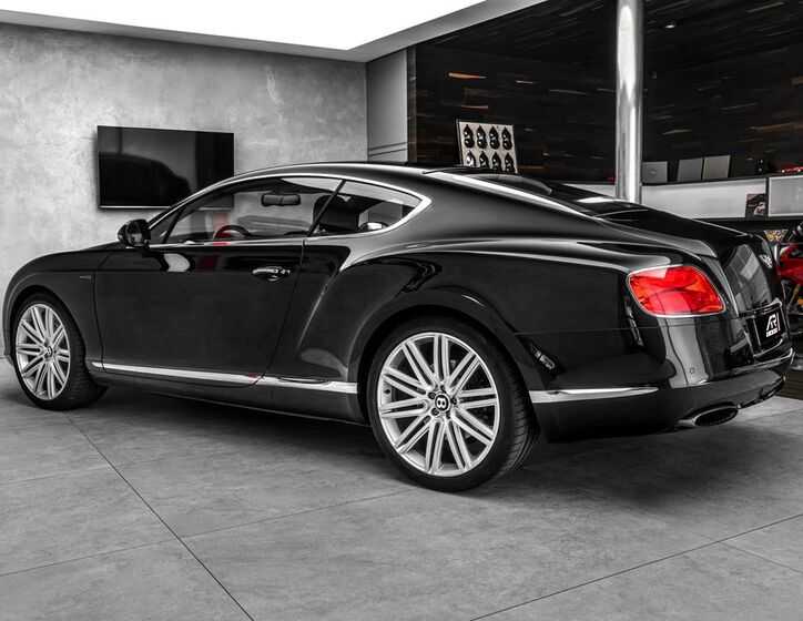 Bentley Continental GT 6