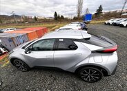 Toyota C-HR SUV 1,8 l 103 kw