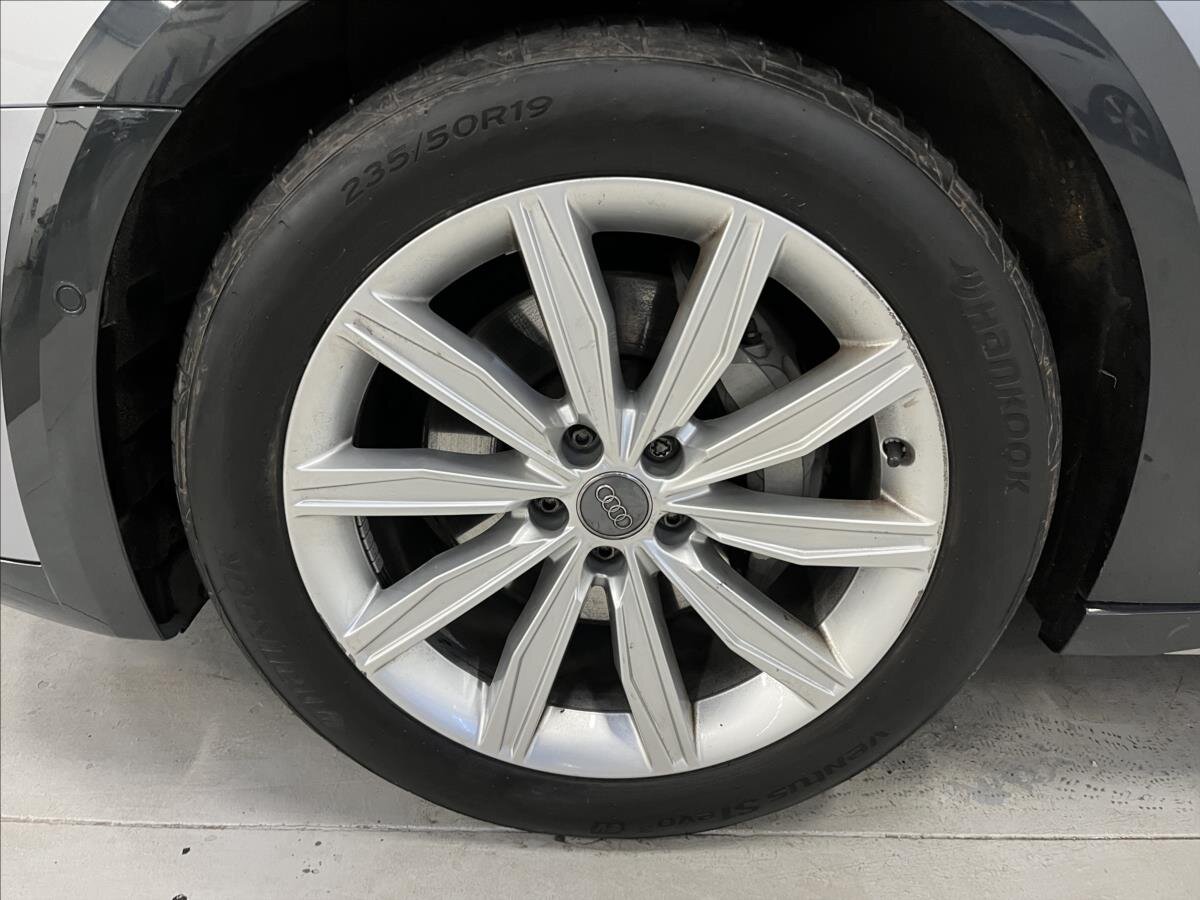 Audi A6 Allroad Kombi 3,0 l 210 kw