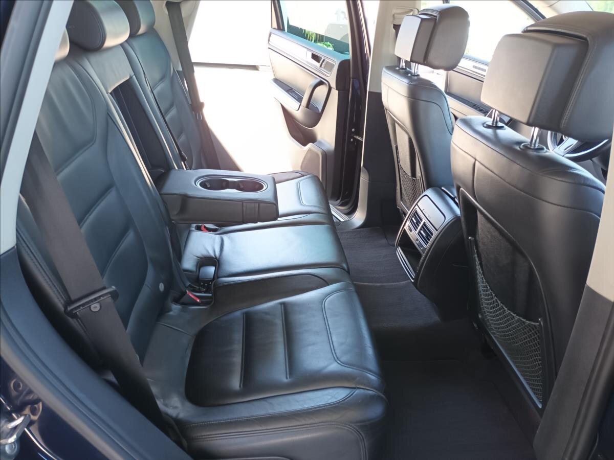 Volkswagen Touareg SUV / Terénní 3,0 l 176 kw