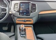 Volvo XC90 SUV / Terénní 2,0 l 173 kw