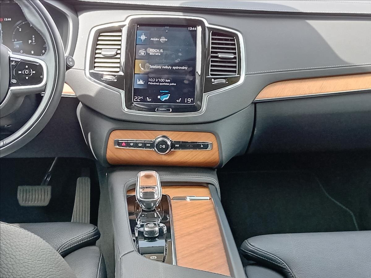 Volvo XC90 SUV / Terénní 2,0 l 173 kw