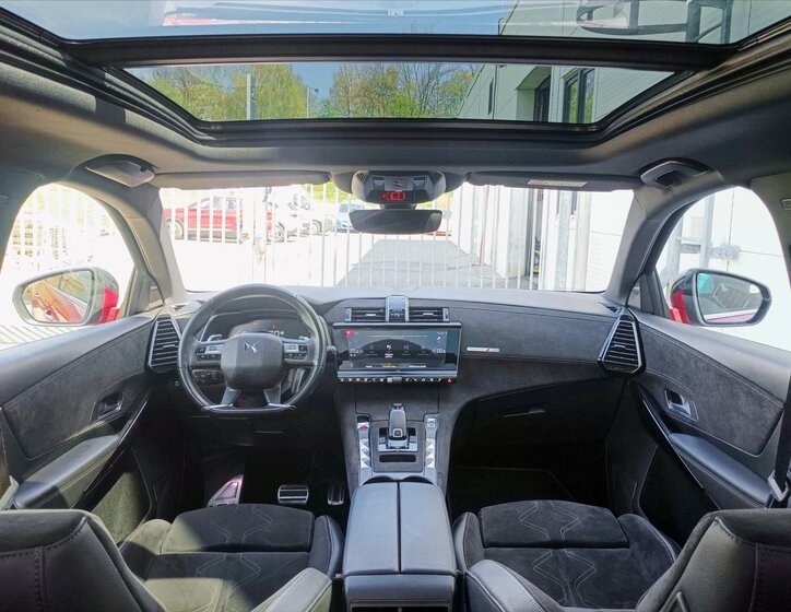 DS Automobiles DS7 Crossback SUV / Terénní 2,0 l 132 kw