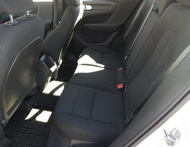 Volvo XC40 SUV / Terénní 1,5 l 95 kw