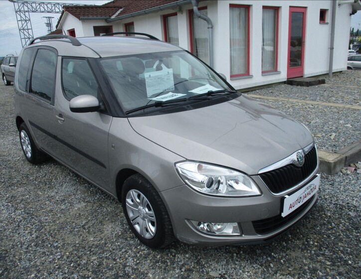 Škoda Roomster 1