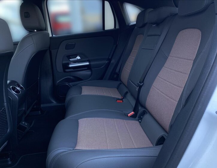 Mercedes-Benz EQA SUV / Terénní 0,0 140 kw