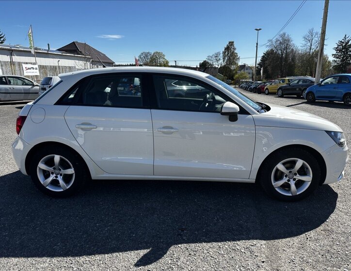 Audi A1 Hatchback 1,2 l 63 kw