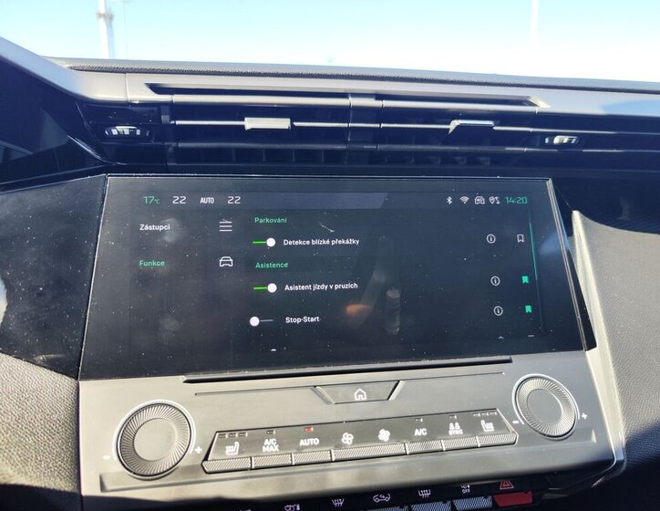 Peugeot 308 Kombi 1,2 l 96 kw