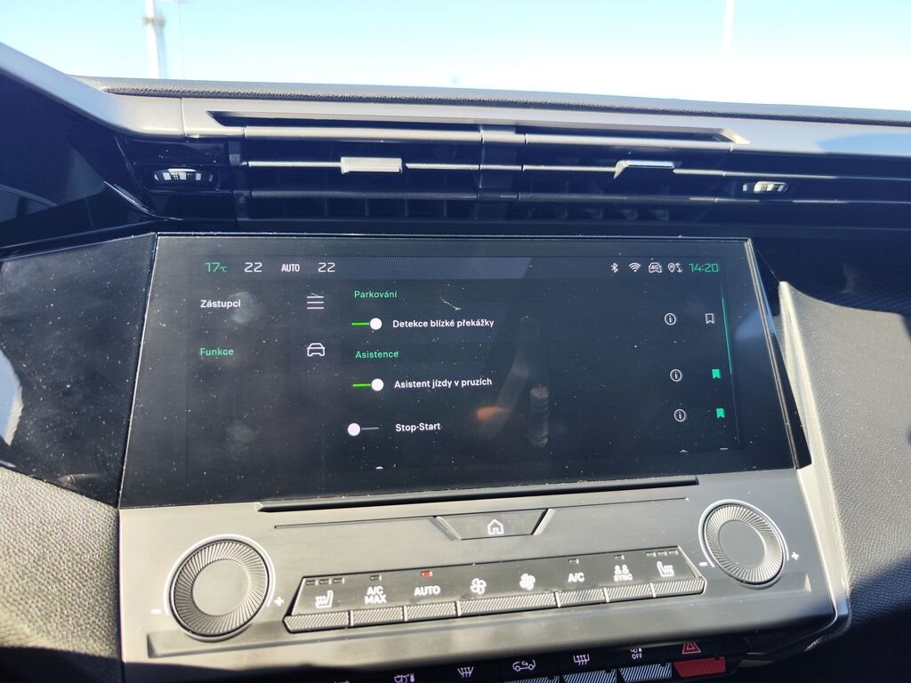 Peugeot 308 Kombi 1,2 l 96 kw