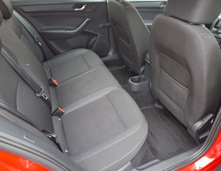 Škoda Rapid Sedan / Limuzína 1,2 l 66 kw