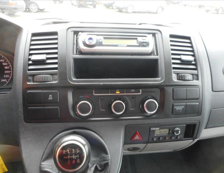 Volkswagen Transporter 13