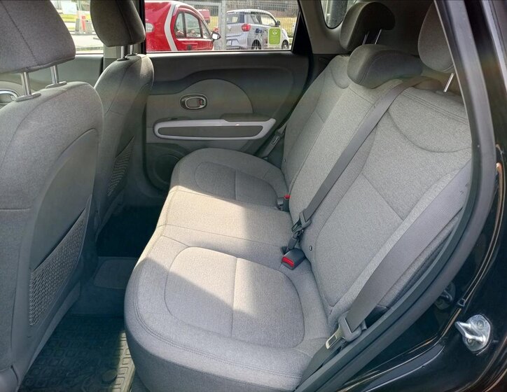 KIA Soul Hatchback 0,0 81 kw