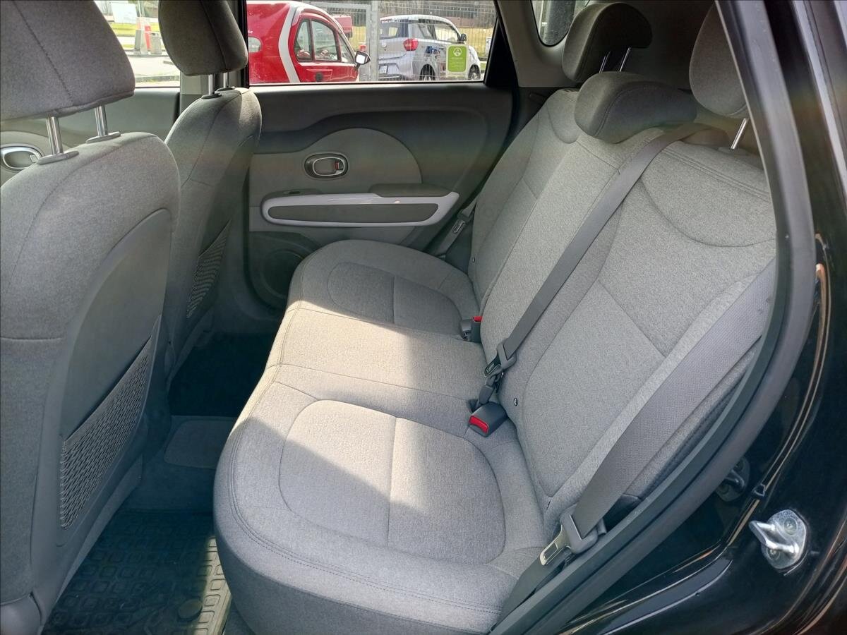 KIA Soul Hatchback 0,0 81 kw