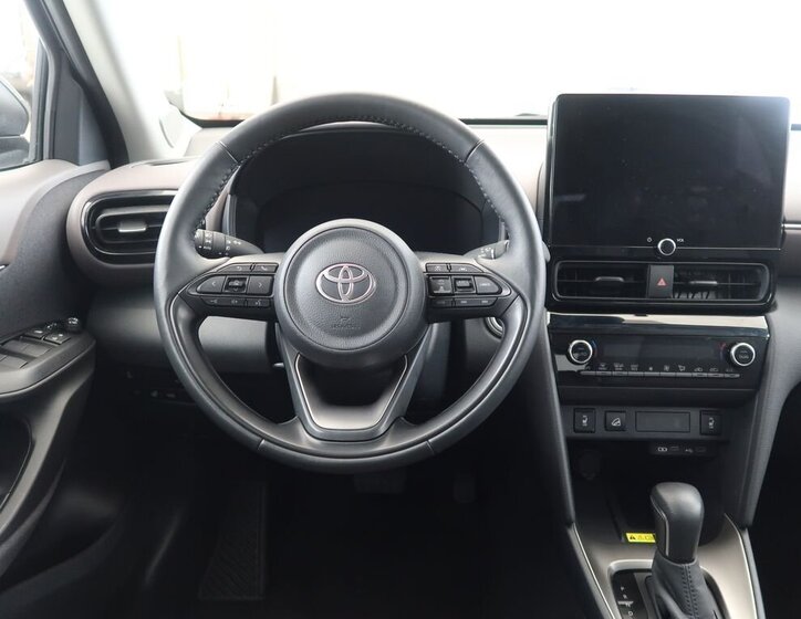 Toyota Yaris Cross SUV / Terénní 1,5 l 68 kw