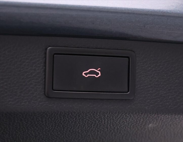 Škoda Karoq SUV 2,0 l 85 kw