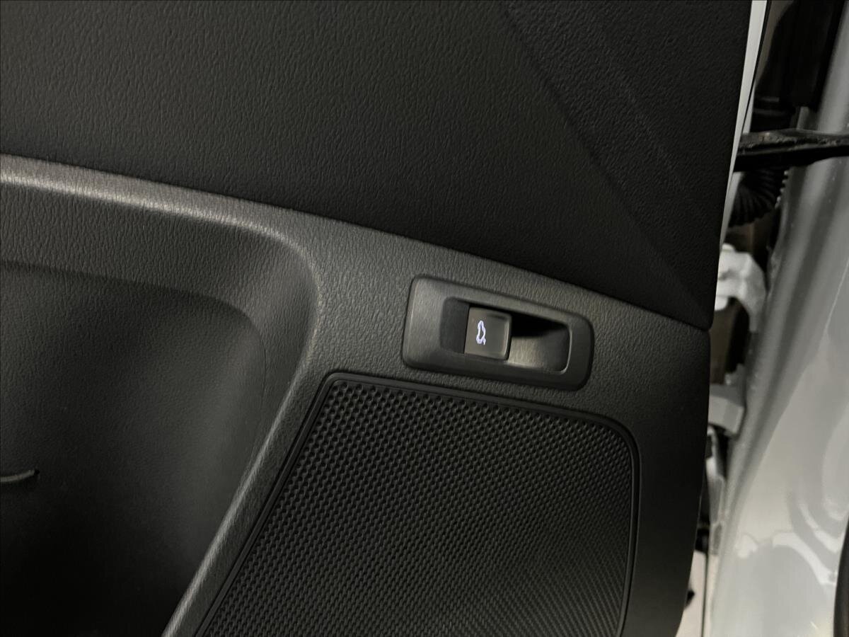 Škoda Karoq SUV 1,5 l 110 kw