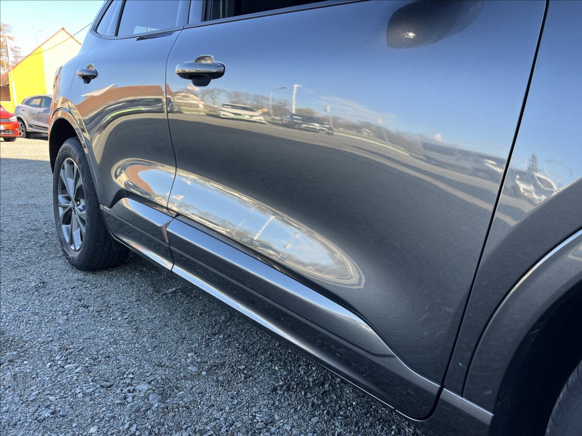 Ford Kuga Kombi 1,5 l 111 kw