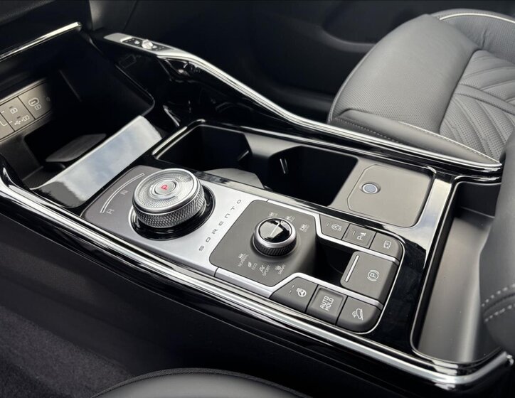 KIA Sorento SUV / Terénní 2,2 l 142 kw