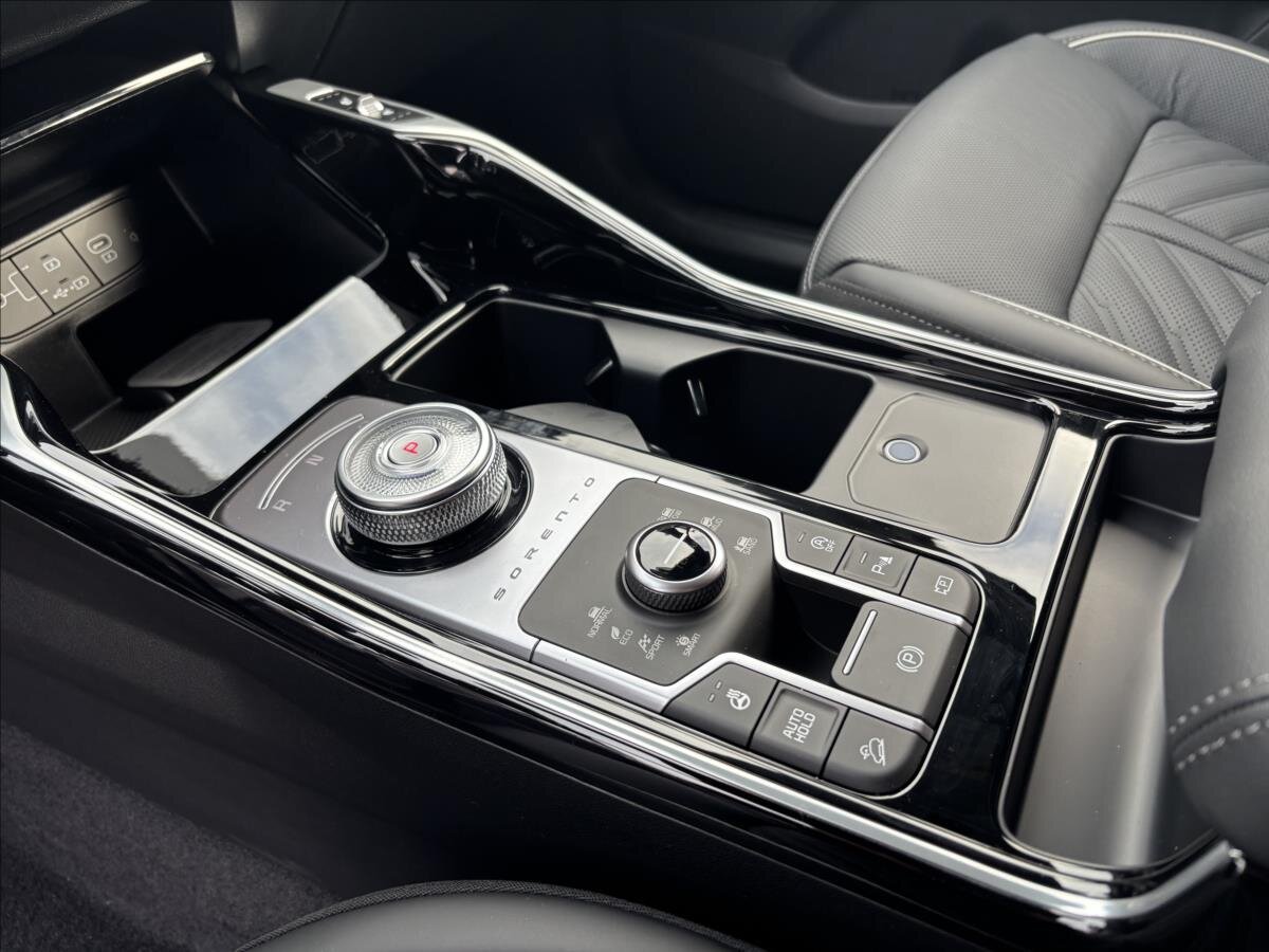 KIA Sorento SUV / Terénní 2,2 l 142 kw