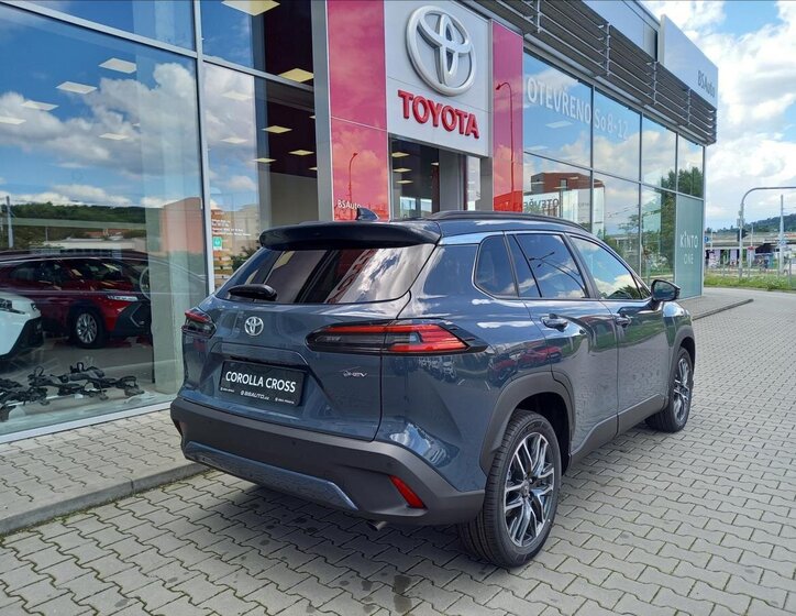 Toyota Corolla Cross SUV 2,0 l 131 kw