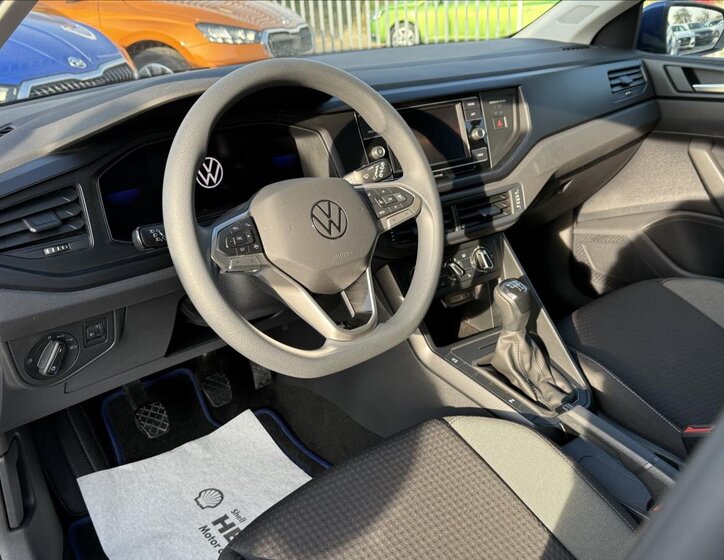 Volkswagen Polo Hatchback 999,0 70 kw