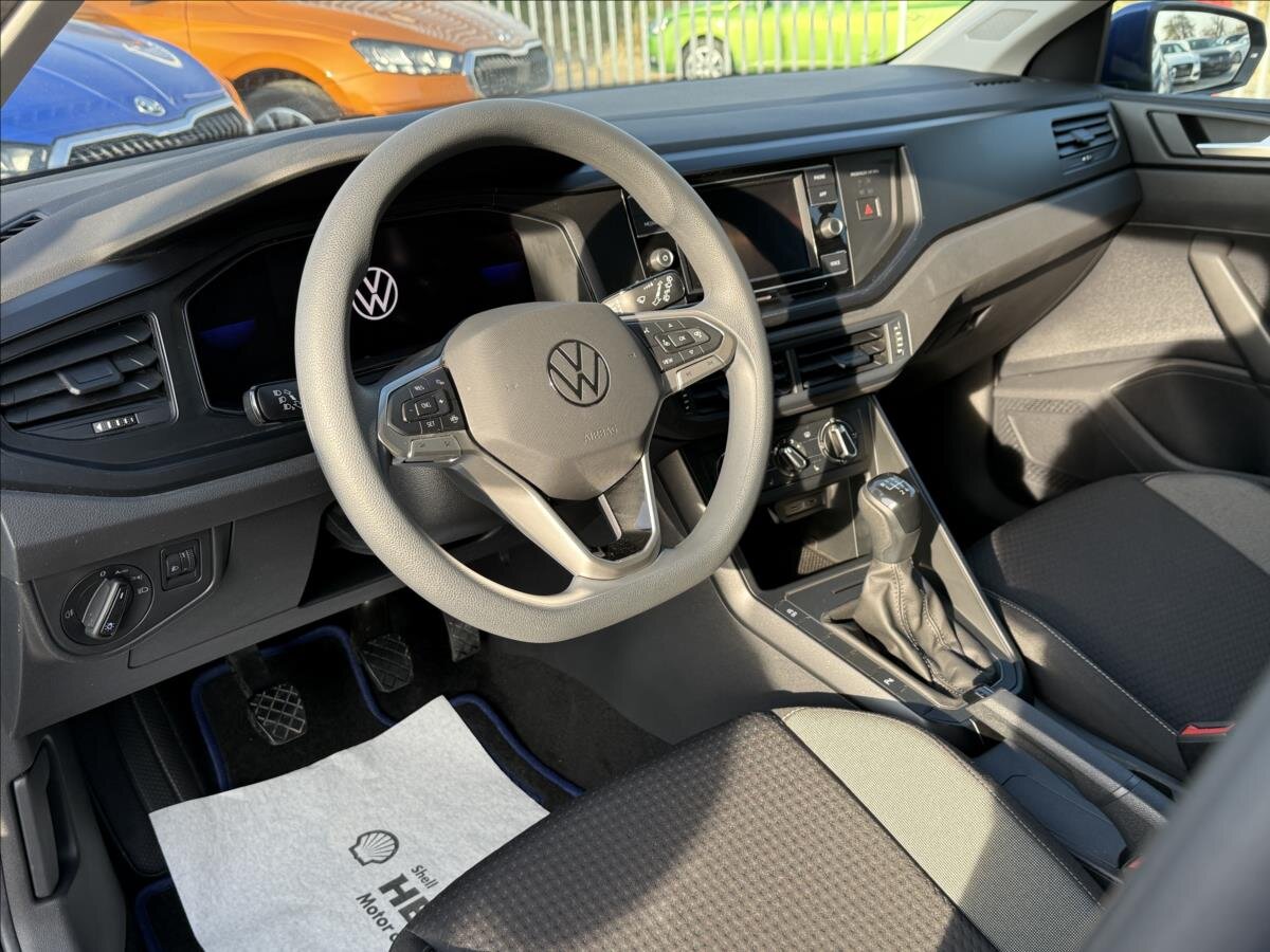 Volkswagen Polo Hatchback 999,0 70 kw