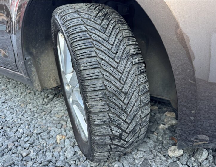 Škoda Octavia Sedan / Limuzína 2,0 l 110 kw