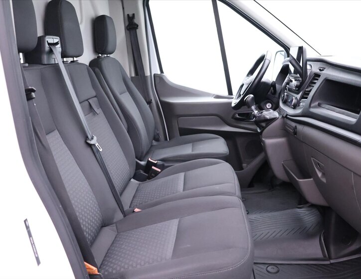Ford Transit 12