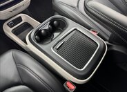 Chrysler Pacifica MPV 3,6 l 214 kw