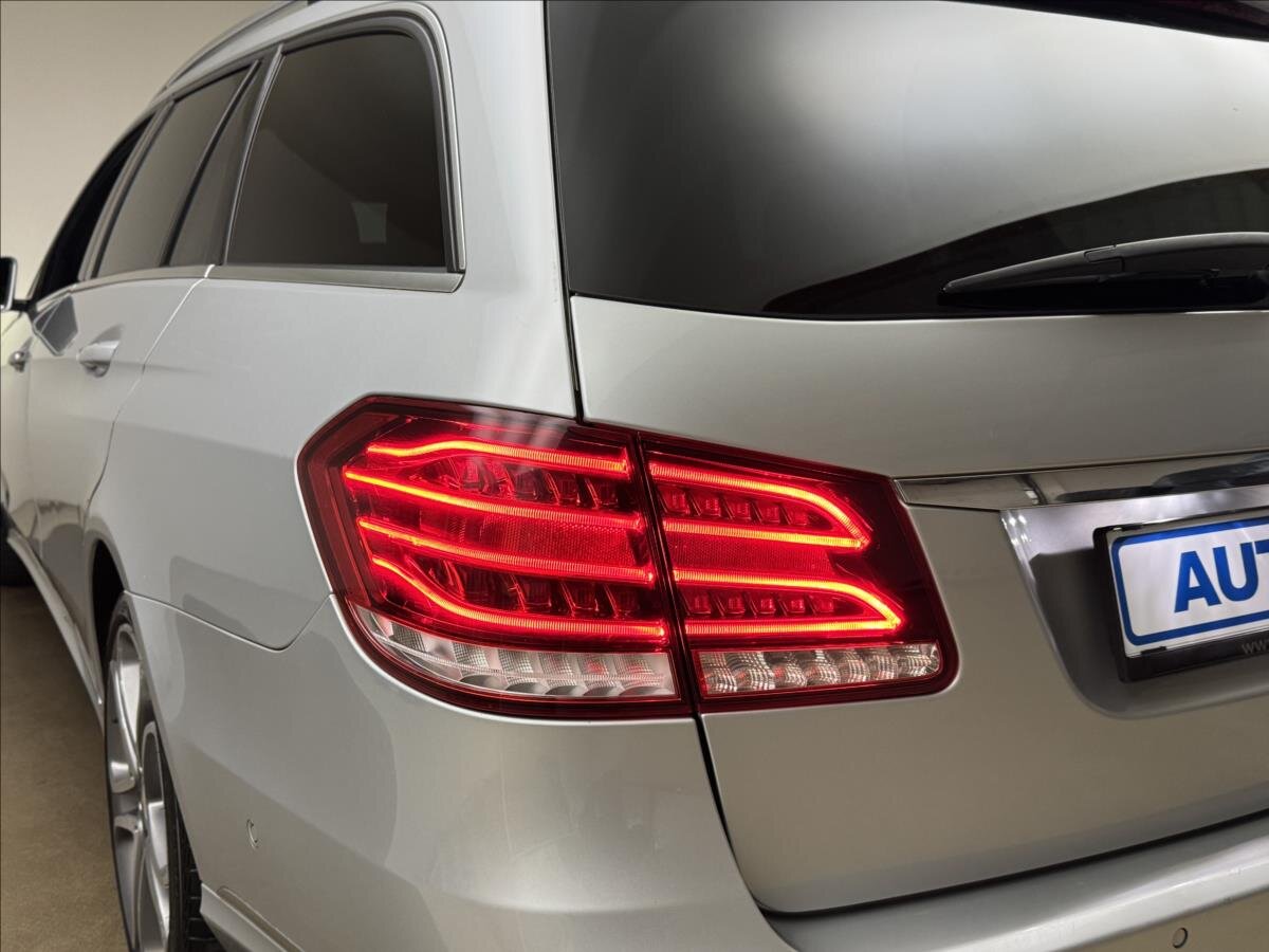 Mercedes-Benz Třídy E Kombi 3,0 l 170 kw
