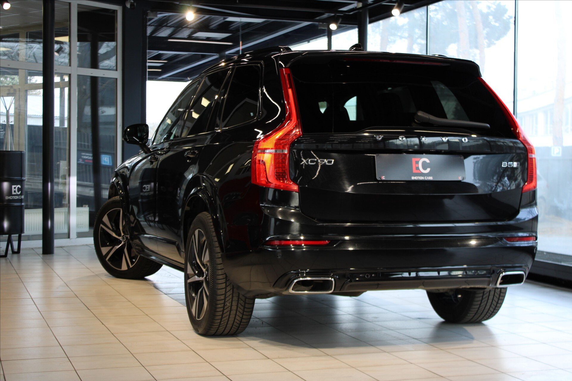 Volvo XC90 SUV / Terénní 2,0 l 173 kw