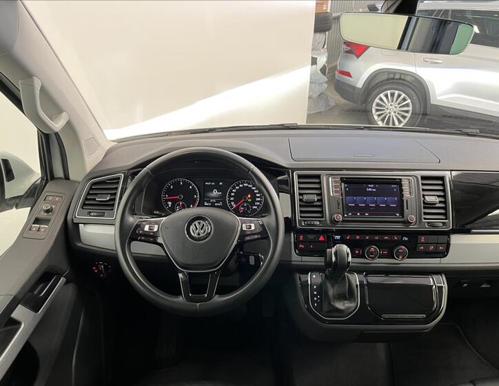 Volkswagen Multivan 5