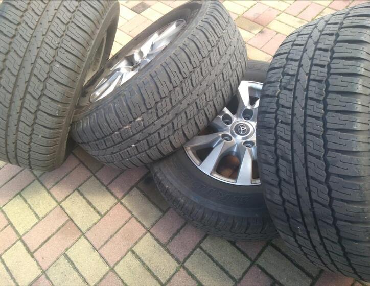 Toyota Land Cruiser 48