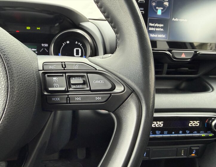 Toyota Yaris Hatchback 1,5 l 68 kw