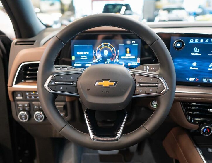 Chevrolet Tahoe SUV 6,2 l 313 kw