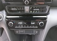 Toyota Yaris Cross CUV / Crossover 1,5 l 68 kw