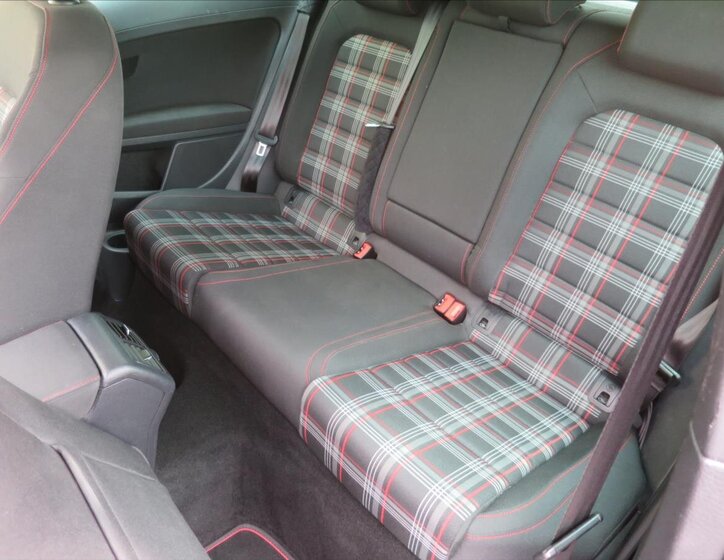 Volkswagen Golf Hatchback 2,0 l 162 kw