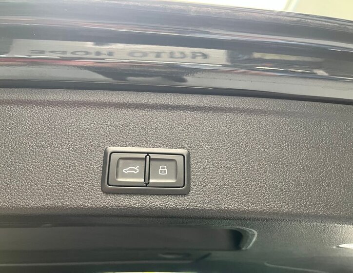 Audi RS4 Kombi 2,9 l 331 kw