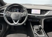 Opel Insignia Hatchback 2,0 l 128 kw