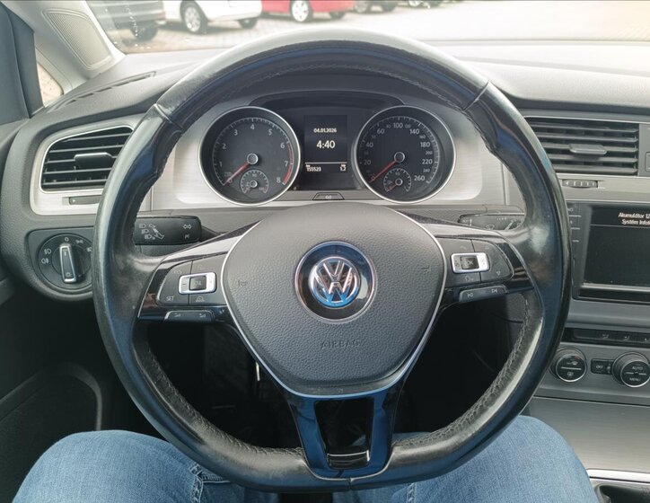 Volkswagen Golf Hatchback 1,2 l 81 kw