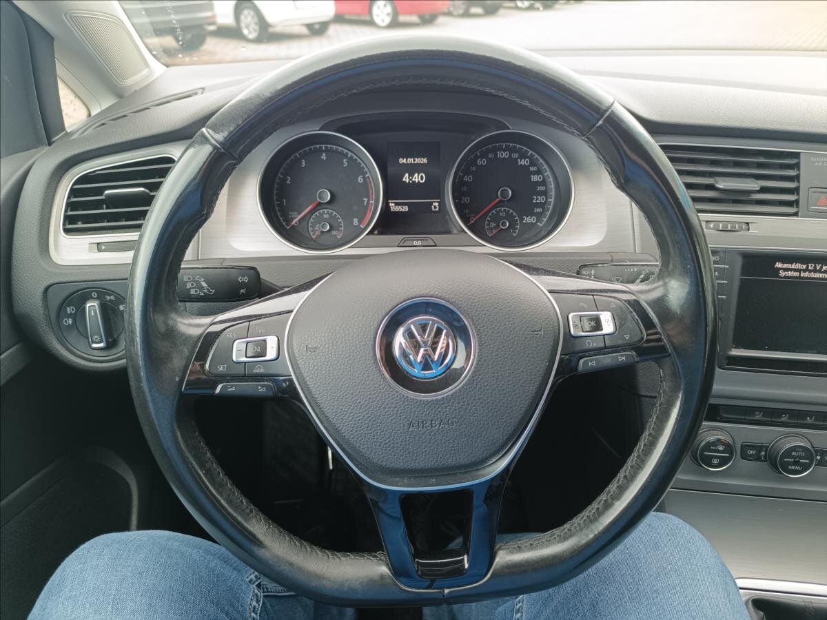 Volkswagen Golf Hatchback 1,2 l 81 kw