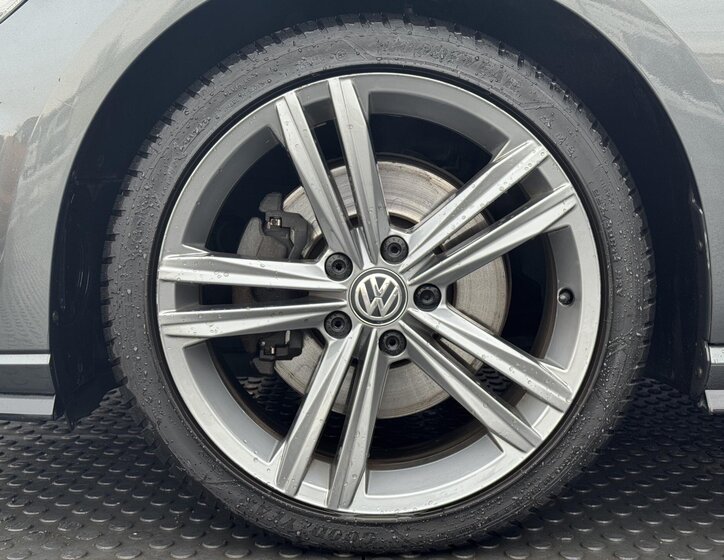 Volkswagen Golf Kombi 1,5 l 110 kw